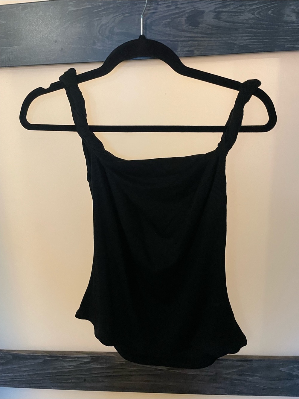 Amazon Black Knot-Shoulder Camisole